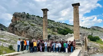 Adıyaman'da Eğitim Gören Öğrenciler Tarihi Yerleri Gezdi