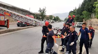 Kahramanmaraş'ta İtfaiye, Dama Düşen Çocuğu Kurtardı