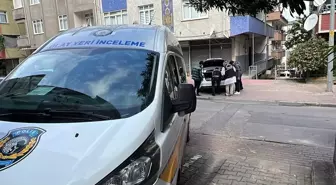 Kocaeli'de Belediye Meclis Üyesi İlhami Bayrak'ın Aracı Kurşunlandı