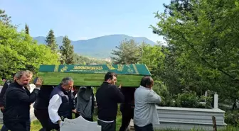 Kastamonu'da Olta İle Balık Tutarken Denize Düşen Şahıs Son Yolculuğuna Uğurlandı