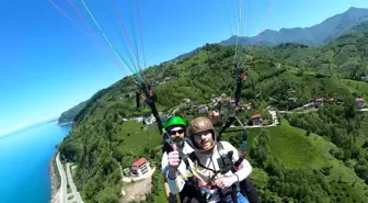 Türk Hava Kurumu Artvin Şubesi Engellilere Yamaç Paraşütü Heyecanı Yaşattı