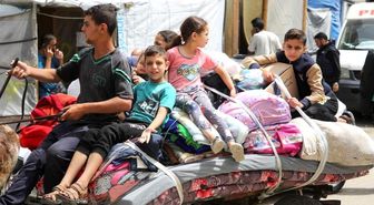 İsrail Refah'a yönelik saldırılarını artırıyor, on binlerce kişiye daha tahliye emri verildi