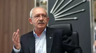 Kemal Kılıçdaroğlu'ndan Anneler Günü Mesajı: 'Evladını Toprağa Vermiş Bütün Annelerimizin Anneler Günü'nü Kutluyorum'