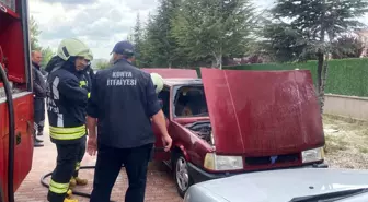 Konya'da Hastane Otoparkında Otomobil Yangını