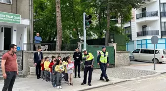 Bozkır ilçesinde ilkokul öğrencilerine trafik eğitimi verildi