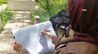 Üniversitelilerden Doğada Resim Sınavı