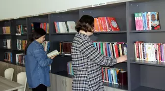 Bayburt Belediyesi Aile Yaşam Merkezi Kütüphanesi Sınavlara Hazırlanan Öğrencilere Hizmet Veriyor