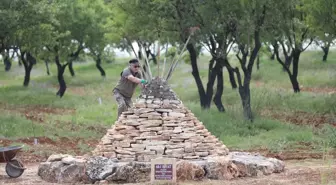 Fransız Heykeltıraş Marc Pedoux, Elazığ'da 'Ab-ı Hayat' Heykeli Yaptı