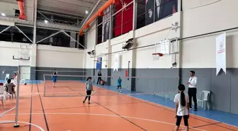 Antakya'da Badminton Aday Hakemlik Kursu Açıldı