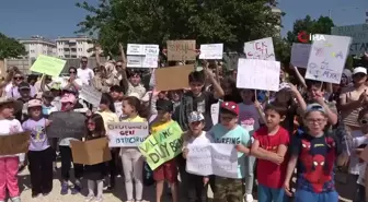 Deprem Tedbirleri Gereğince Tahliye Edilen Okulda Tadilat Başlamadı