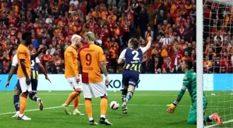 Galatasaray, Fenerbahçe'ye yenilerek şampiyonluğu kaçırdı