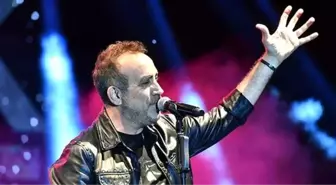 Haluk Levent Girne'de konser verdi