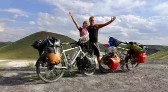 İsviçreli çift Türkiye'de bisiklet turuna çıktı