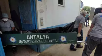 Antalya'da Bir Kişi Evde Ölü Bulundu