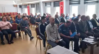 Giresun'un Yağlıdere ilçesinde muhtarlara hizmet içi eğitim semineri düzenlendi