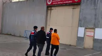 Manisa'da Sentetik Uyuşturucu Operasyonu: 448 Hap Ele Geçirildi