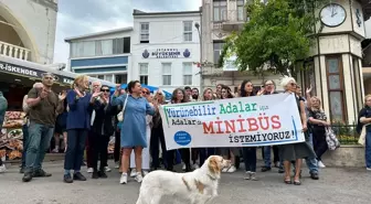 Adalar Sivil İnisiyatifi, İETT'nin Büyükada'ya getirdiği minibüslere tepki gösterdi