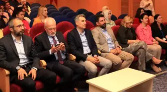 ESOGÜ'de 'Güvenli Annelik Uygulamaları' Konferansı Düzenlendi