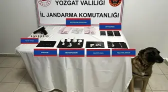 Yozgat'ta durdurulan araçta uyuşturucu ve silah ele geçirildi