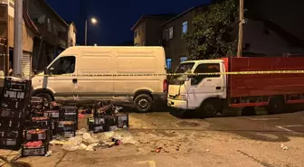 Ataşehir'de çalınan kamyonetle kaza yapan şüphelilerden biri yakalandı