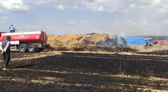 Gaziantep'te Biçerdöverin Hasat Yaptığı Esnada Yangın Çıktı