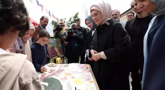 Emine Erdoğan, Şule Yüksel Şenler Vakfı Kitap ve Kültür Günleri'ni ziyaret etti