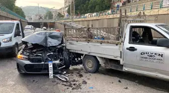 İzmit'te zincirleme trafik kazası: 2 yaralı