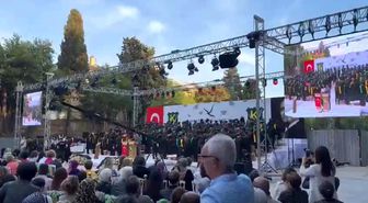 Kadıköy Anadolu Lisesi Öğrencileri Okul Müdürüne Tepki Gösterdi