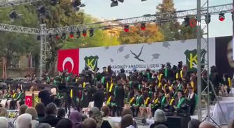 Kadıköy Anadolu Lisesi öğrencilerinden okul müdürüne tepki