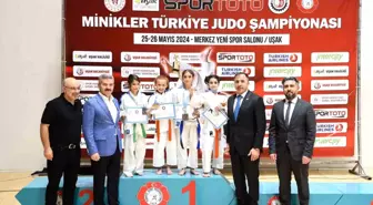 Judo Minikler Türkiye Şampiyonası Uşak'ta Başladı