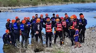 AFAD, Batman Çayı'nda su üstü arama kurtarma eğitimi gerçekleştirdi