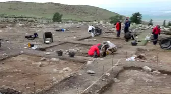 Çinli Arkeologlar Orta Asya'da Yaptıkları Kazılarla Antik İpek Yolu Tarihini Aydınlatıyor