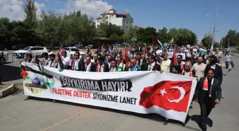 Iğdır Üniversitesi Öğrencileri İsrail'in Filistin'e Saldırılarını Protesto Etti