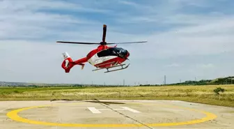 90 yaşındaki kadın ambulans helikopterle hastaneye ulaştırıldı