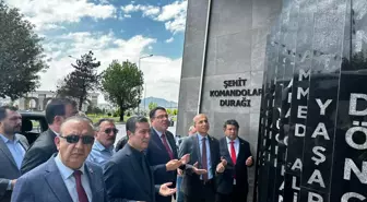 CHP Genel Başkan Yardımcısı Yankı Bağcıoğlu, Kayseri'de Şehit Komandolar Durağı'nı ziyaret etti