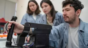 Beyinden Kontrol Edilebilen El Bilek Rehabilitasyon Cihazı Geliştirildi