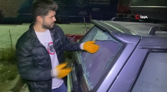 Seyir halindeki otomobile mermi isabet etti