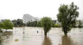 Almanya'da Büyük Sel Felaketi: 600 Kişi Evlerinden Tahliye Edildi