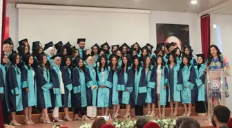 Ege Üniversitesi Öğrencileri Mezuniyet Töreniyle Diplomalarını Aldı