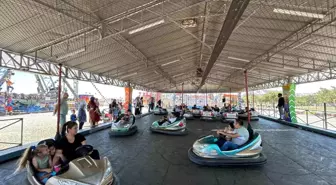 Aydın'da Engelli Öğrenciler Lunaparkta Eğlendi