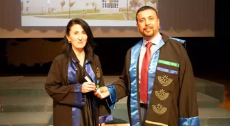 Anne ve kızı aynı fakülteden mezun oldu