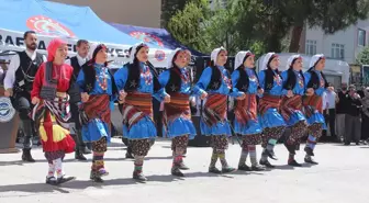 Bafra'da Halk Eğitim Merkezi Yıl Sonu Sergisi Açıldı