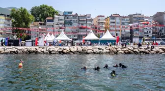 Bursa'da Gemlik İskelesi'nde Deniz Dibi Temizliği Yapıldı