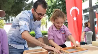 Çiftlikköy Belediyesi Engelsiz Kafe'de Türk Kağıdı Atölyesi Düzenledi