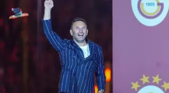 Okan Buruk'un imza töreni saat kaçta? İmza törenine taraftarlar da katılacak mı, taraftara açık mı?