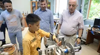 Hakkari'li Öğrenci Aram Kaynak, Yıldız Teknik Üniversitesi'ni Gezdi