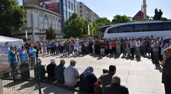 Kırşehir'den 35 Kişilik Hac Kafilesi Dualarla Uğurlandı