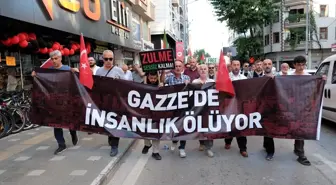 Orhangazi'de İsrail'in Gazze'ye saldırılarını protesto etmek için sessiz yürüyüş düzenlendi