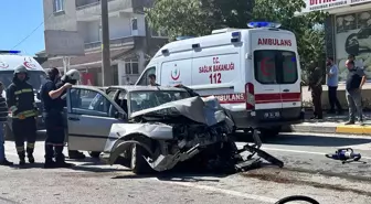 Tekirdağ'da otomobil ile minibüs çarpıştı: 5 yaralı