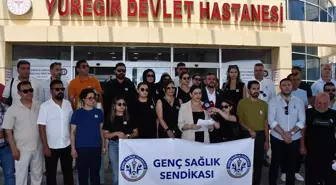 Adana'da Hemşire Cinayeti Protesto Edildi